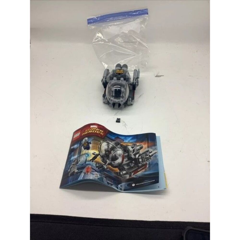 LEGO Marvel Super Heroes Quantum Realm Exp Vehicle Set 76109 No Minifigures